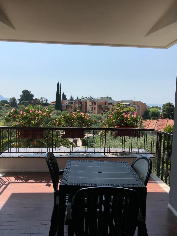 טוסקולנו מדרנו Albergo Villa Angela מראה חיצוני תמונה