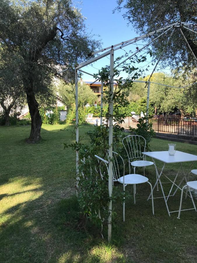 טוסקולנו מדרנו Albergo Villa Angela מראה חיצוני תמונה
