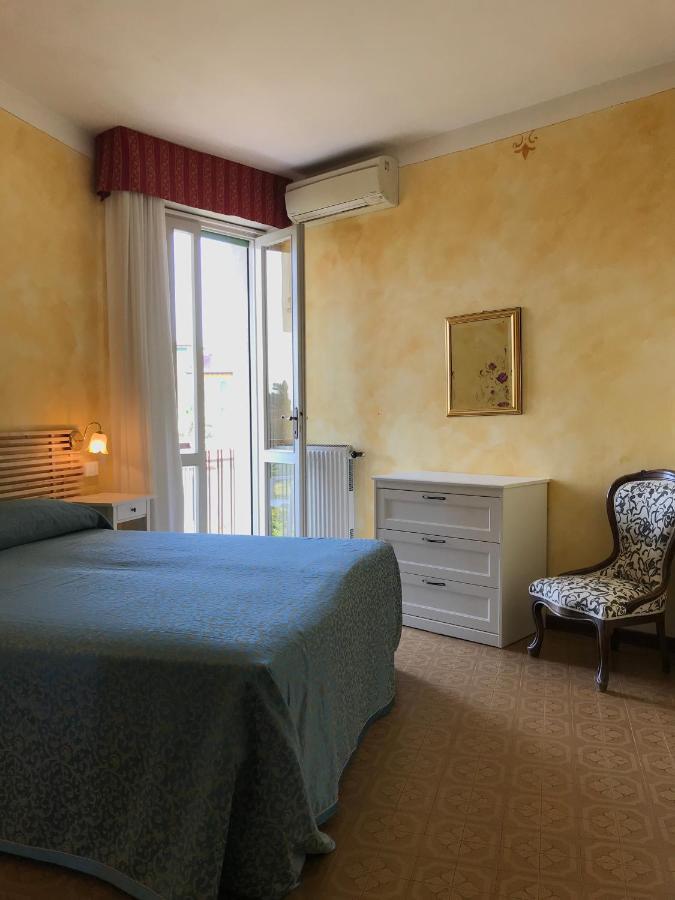 טוסקולנו מדרנו Albergo Villa Angela מראה חיצוני תמונה